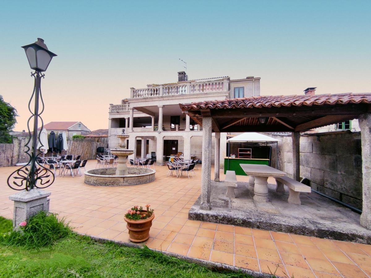 Albergue Villa San Clemente Tui Buitenkant foto